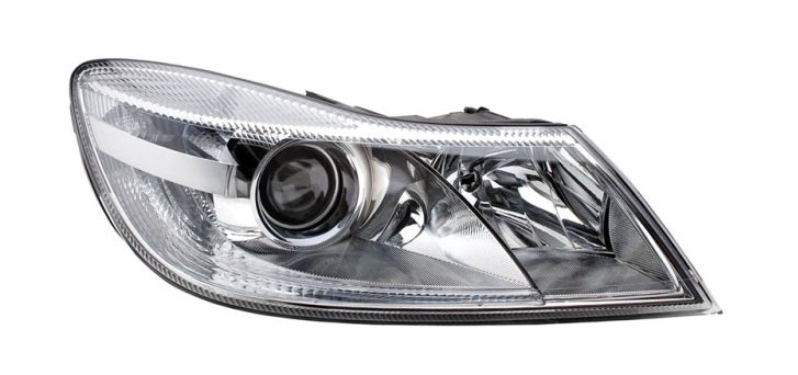 SKODA OCTAVIA 2004-2013 HATCHBACK Headlight Right Hand W/Motor